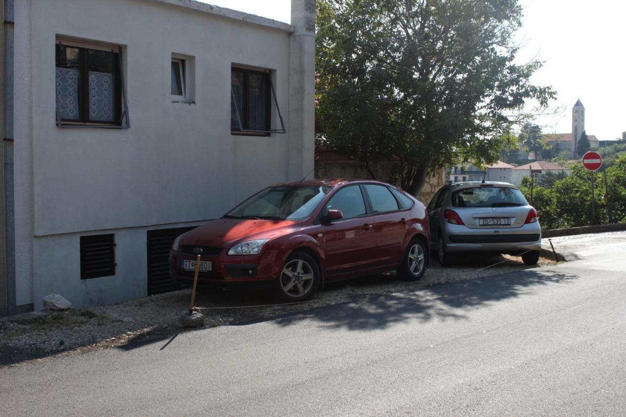Apartments By The Sea Gradac, Makarska - 6661 Gradac  Extérieur photo