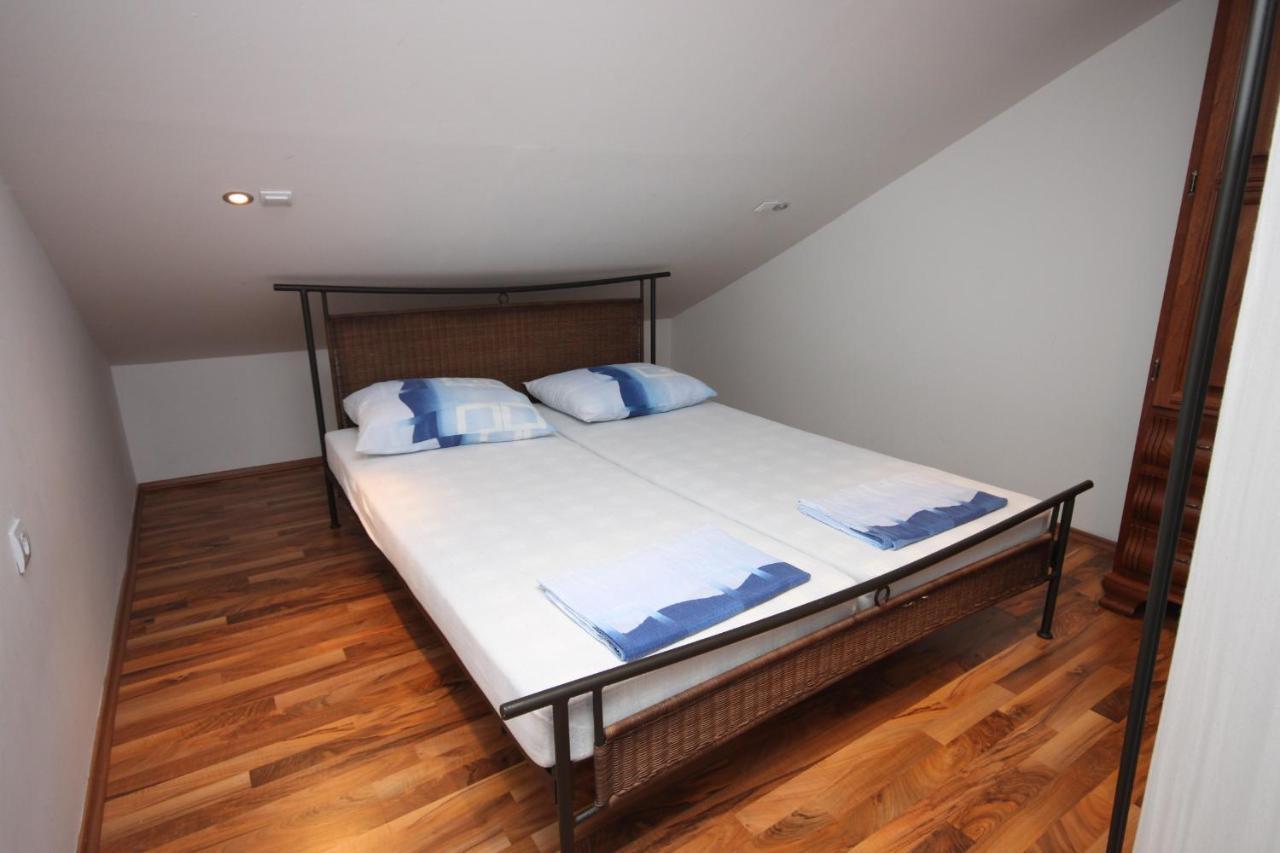 Apartments By The Sea Gradac, Makarska - 6661 Gradac  Extérieur photo