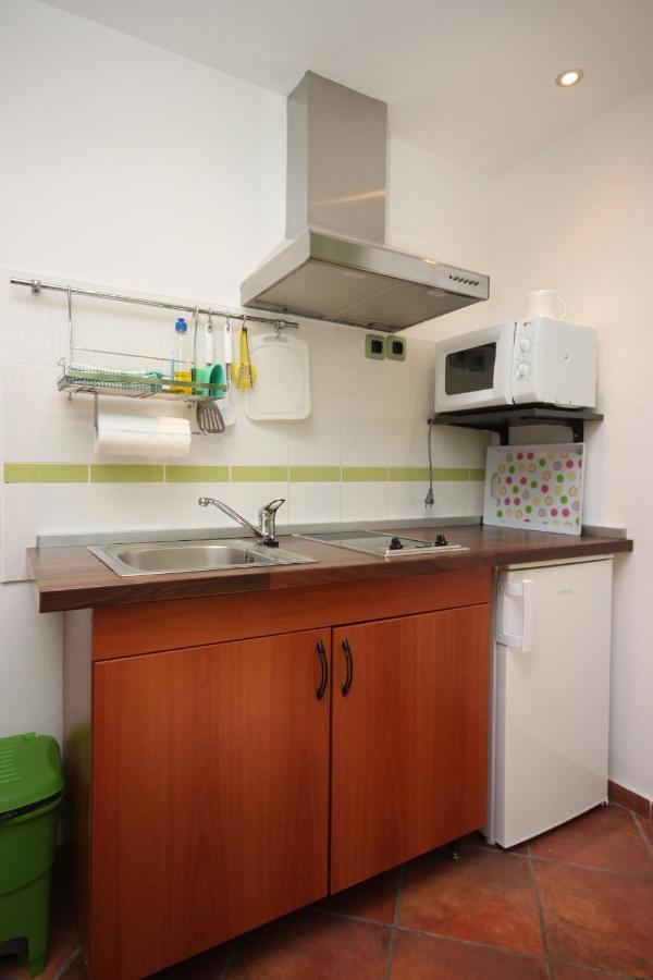 Apartments By The Sea Gradac, Makarska - 6661 Gradac  Extérieur photo