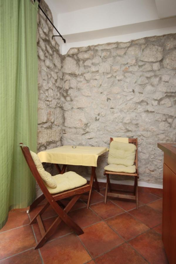 Apartments By The Sea Gradac, Makarska - 6661 Gradac  Extérieur photo